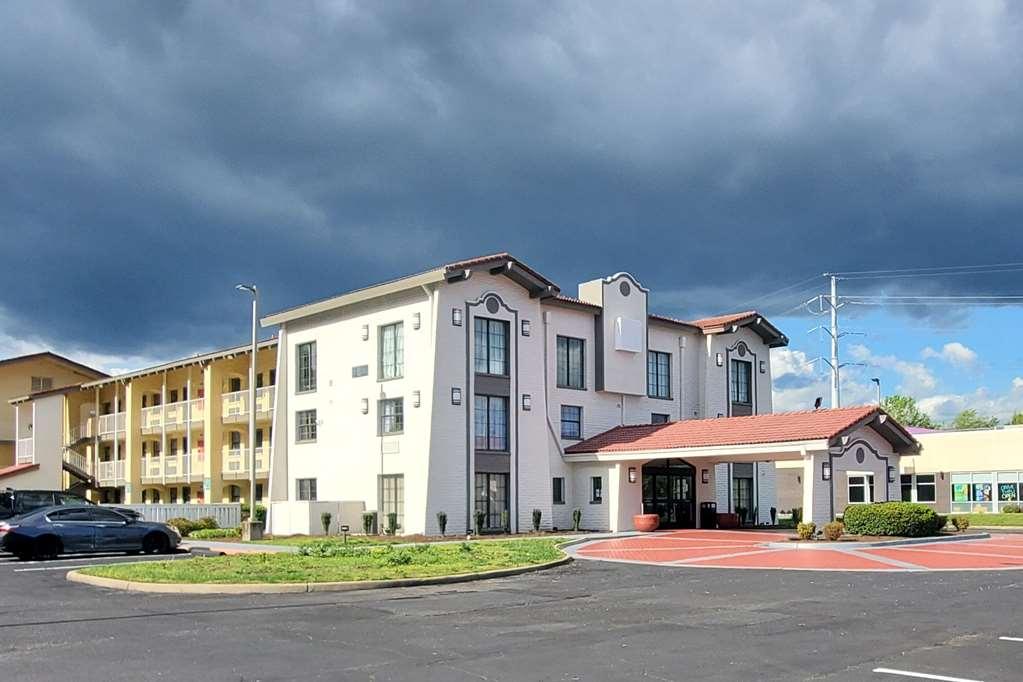 Quality Inn هامبتون المظهر الخارجي الصورة