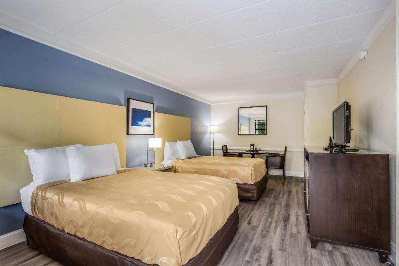 Quality Inn هامبتون المظهر الخارجي الصورة